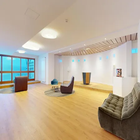 With Stunning Mountain Views Chalet